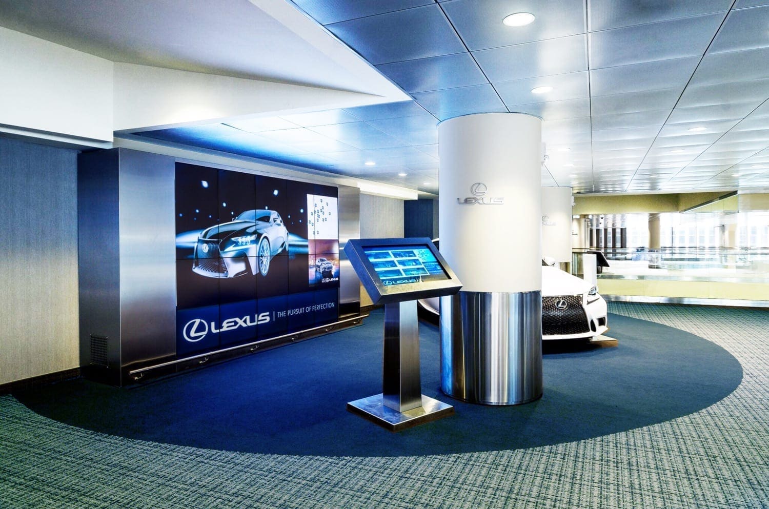 lexus lounge metroclick interactive display solution auto industry lexus-lounge-metroclick-interactive-display-solution-auto-industry